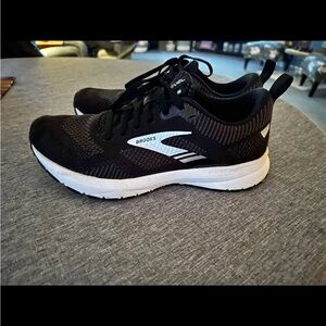 Brooks Women’s Black Running Shoes